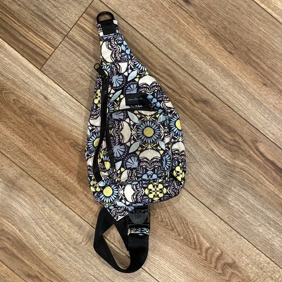 Vera Bradley Handbags - Vera Bradley satchel/Fanny pack